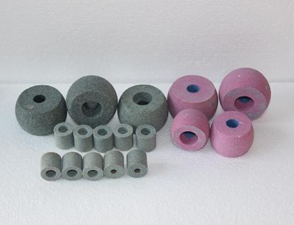 磨塑料過程中應選擇哪種磨料？這些選擇對塑料加工有什么影響？